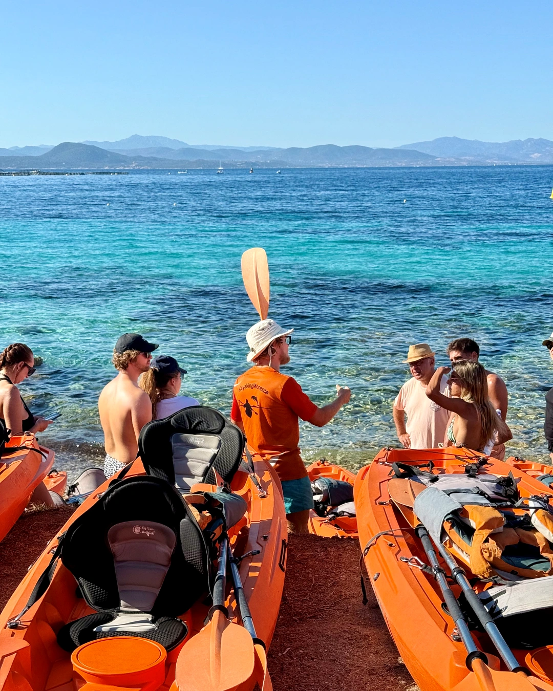 Escursione-Avvistamento-Delfini-Golfo-Aranci-Cala-Moresca